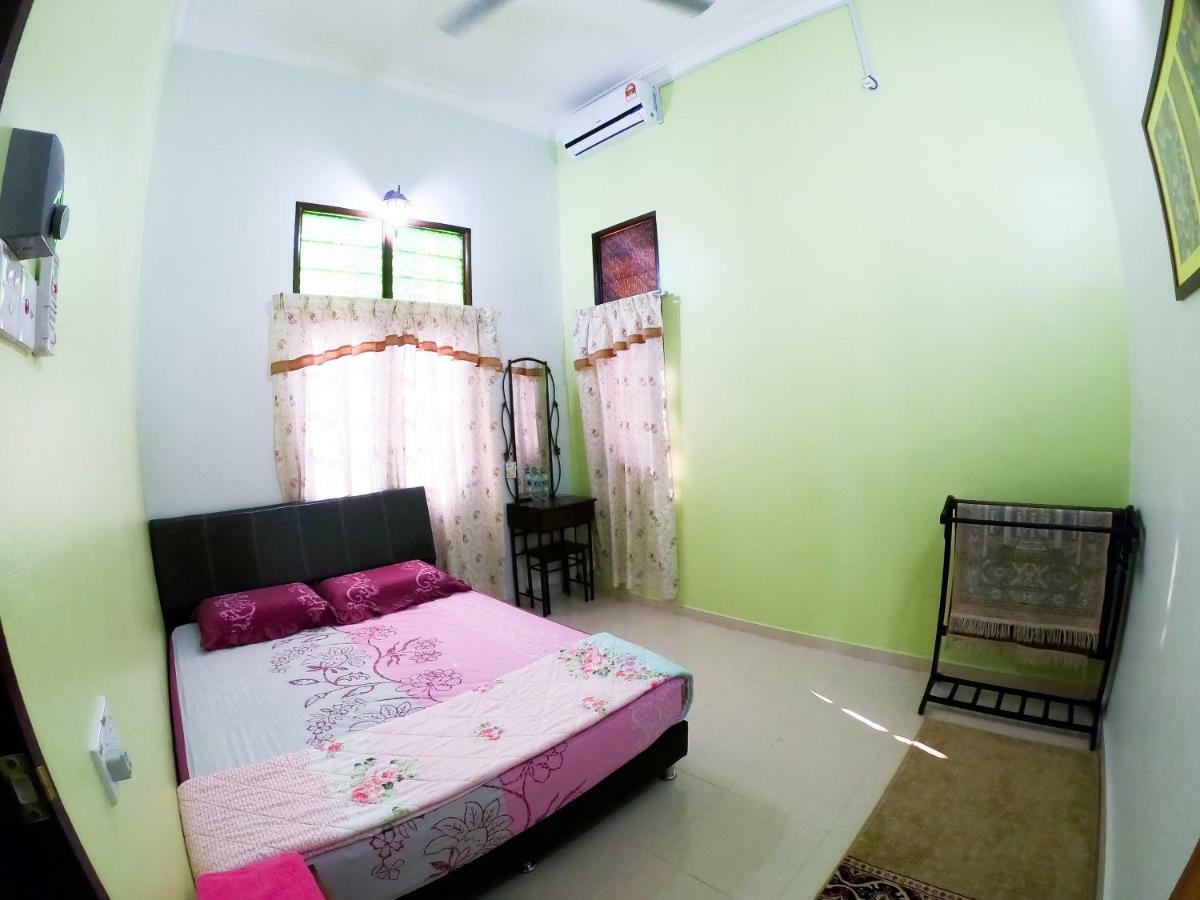Anjung Nor Muslim Homestay ドゥングン エクステリア 写真